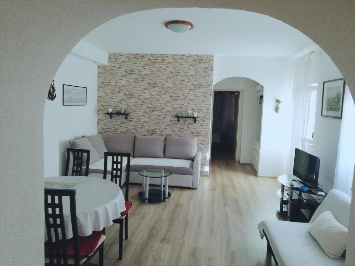 Apartment Nord 1&2-city Center, Terrace